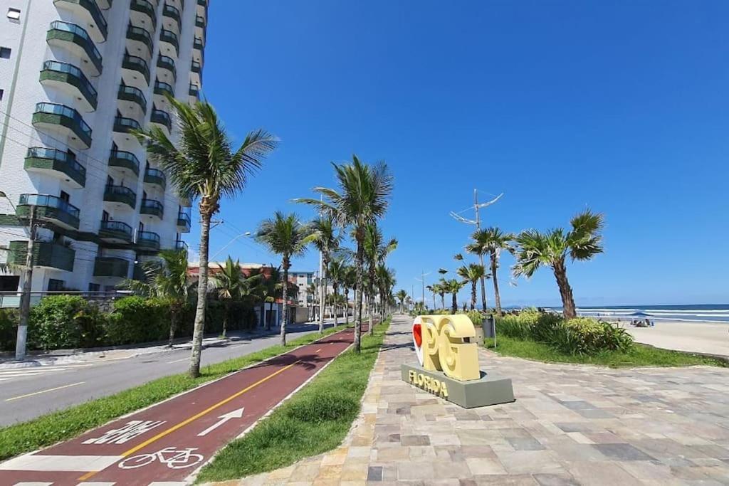 Apartamento Frente Para O Mar 6 Pessoas Com Estacionamento Πράια Γκράντε Εξωτερικό φωτογραφία