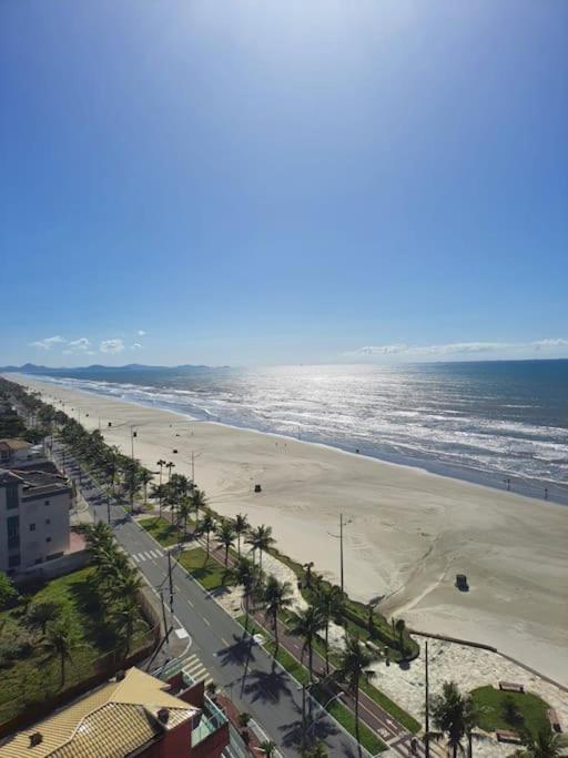 Apartamento Frente Para O Mar 6 Pessoas Com Estacionamento Πράια Γκράντε Εξωτερικό φωτογραφία